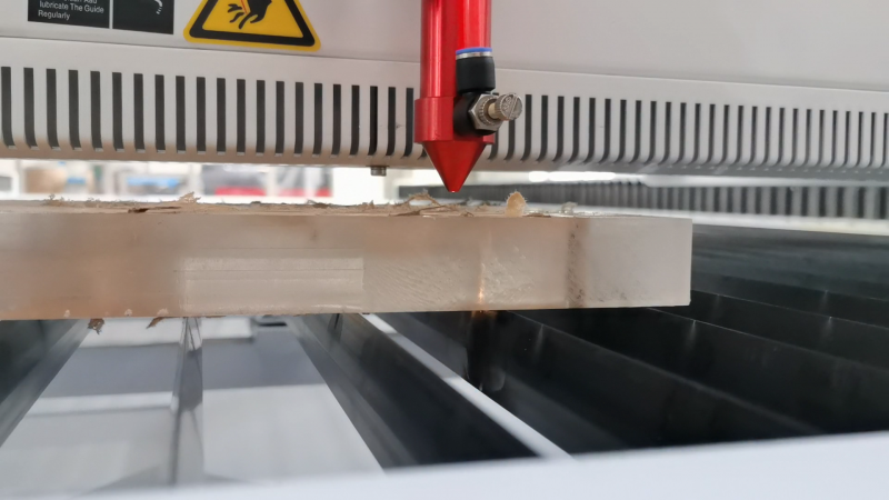 非免费羞羞视频APP可以在纸张上面雕刻吗？