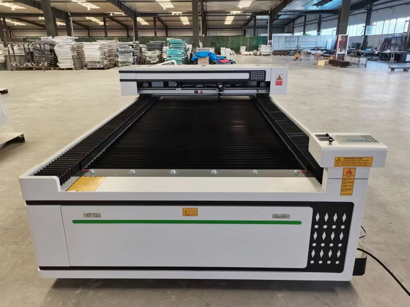 双色板激光切割机如何切割不发黑？